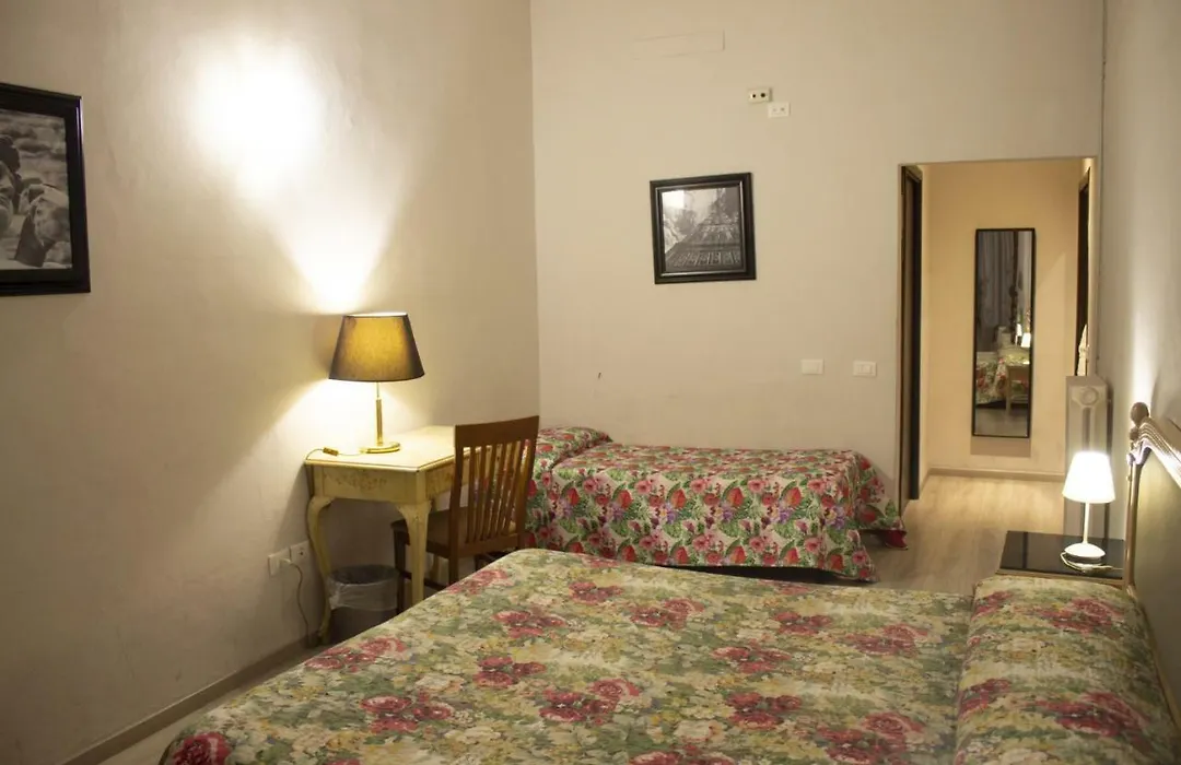 Hotel Medici-1